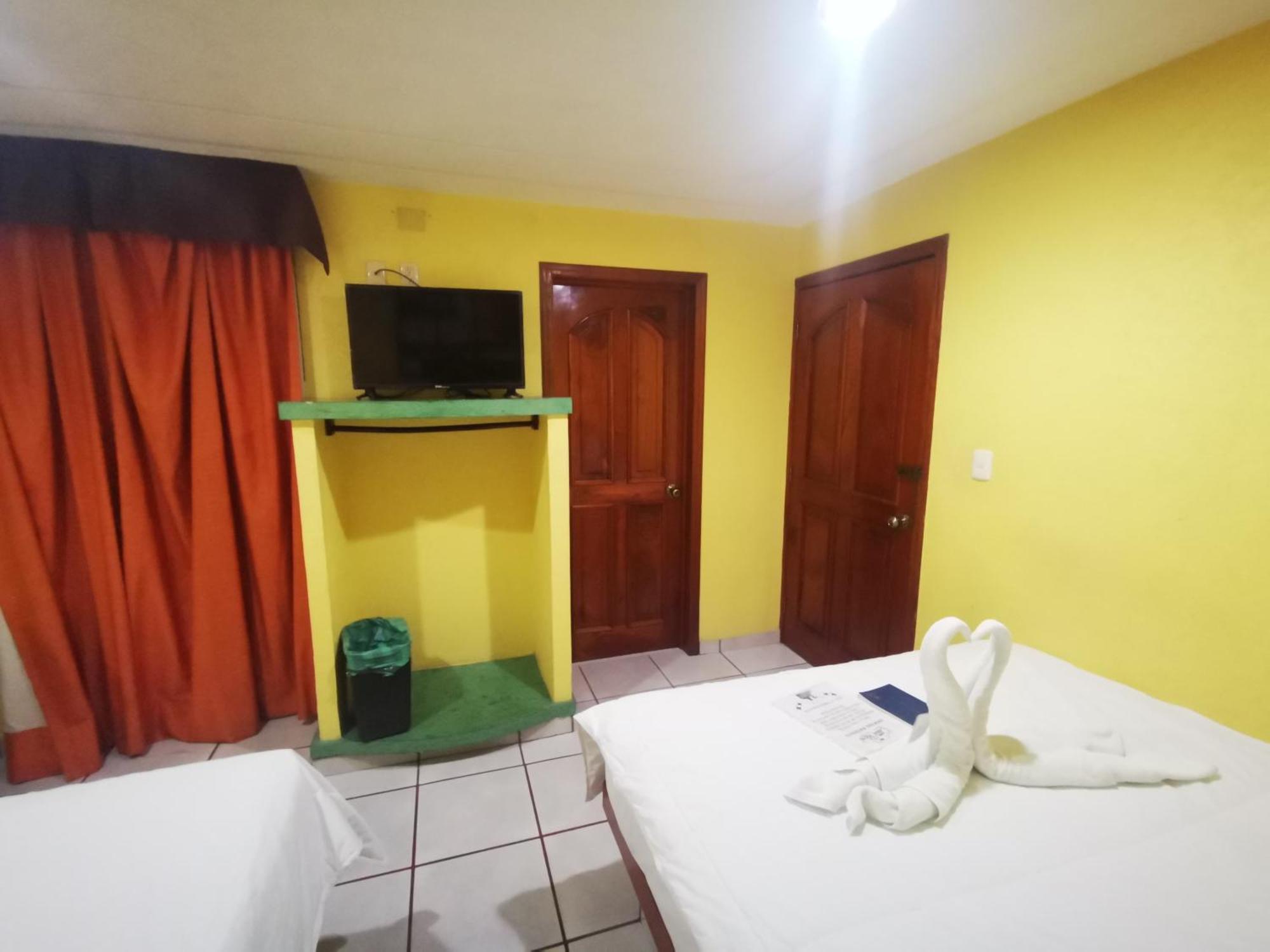 Casa Real Hotel Poza Rica Екстериор снимка